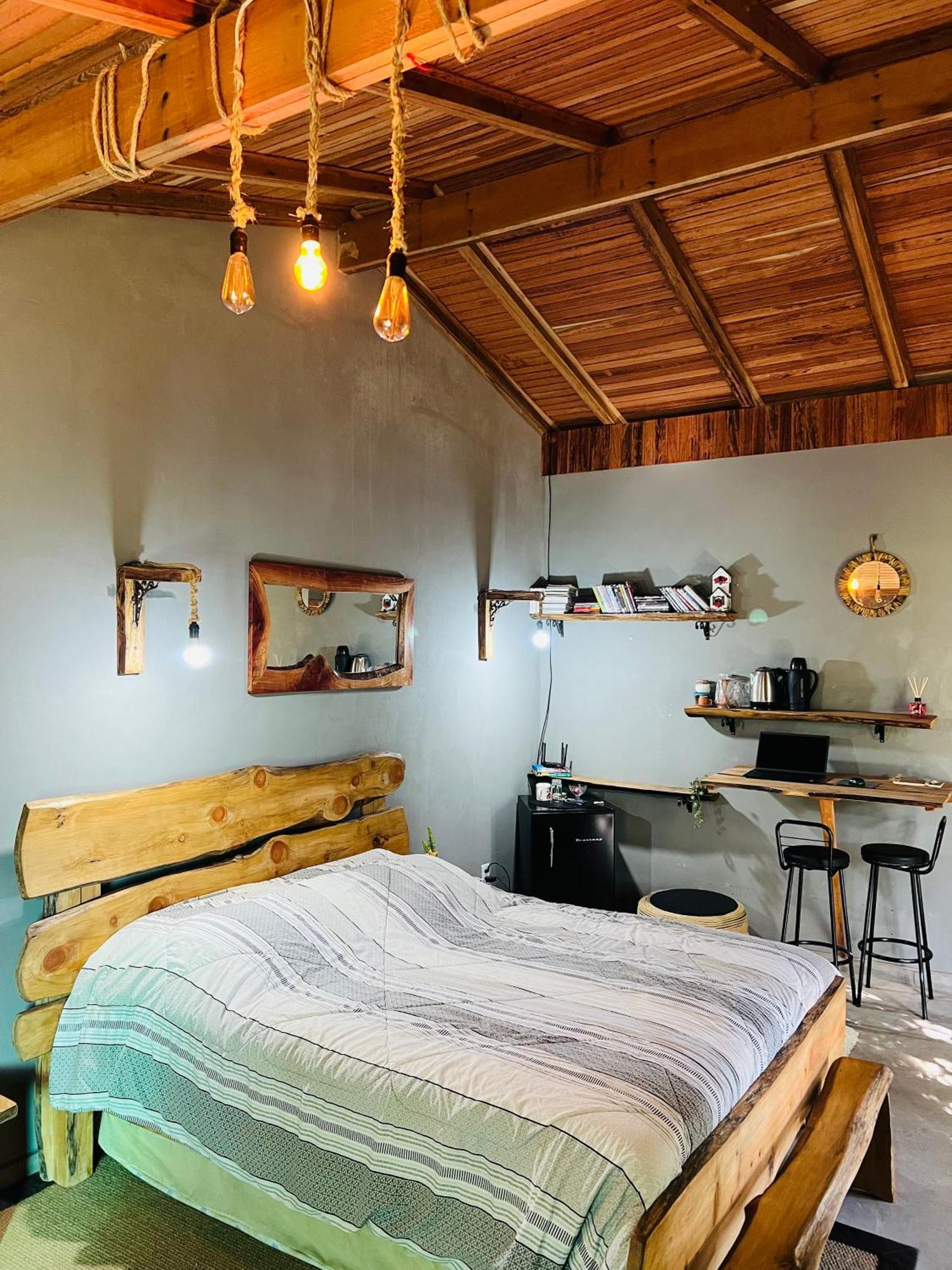 Quarto/suite Com Lareira Holiday home Sao Miguel da Serra